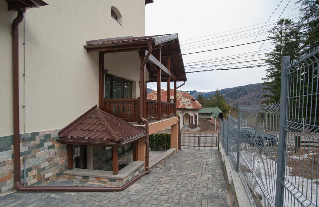 Uphill Residence Sinaia Exteriér fotografie