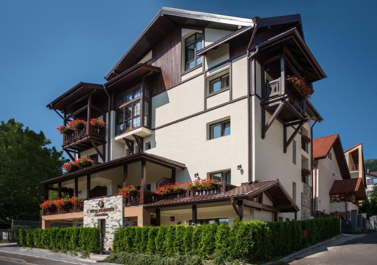 Uphill Residence Sinaia Exteriér fotografie